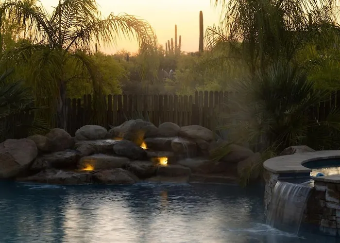 Healing House Heated Pool Desert Oasis Holiday home